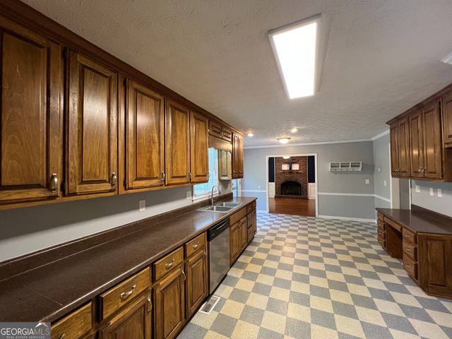 4811 SE West Lake Drive, Conyers, GA 30094