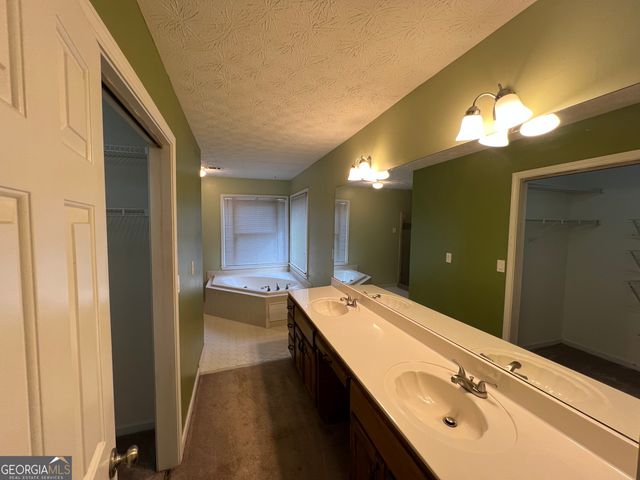 4811 SE West Lake Drive, Conyers, GA 30094