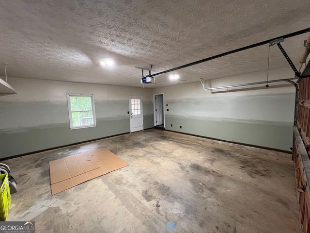 4811 SE West Lake Drive, Conyers, GA 30094