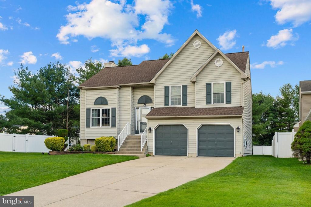 765 ELMHURST PL, GLASSBORO, NJ 08028 — photo 2