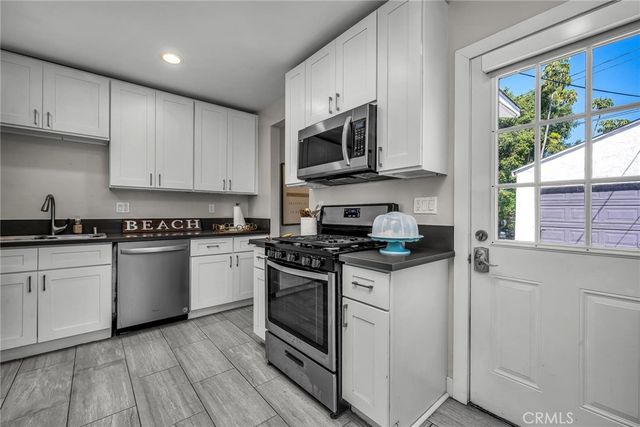 5017 W 123rd PL, Hawthorne, CA 90250