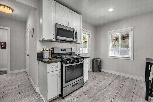 5017 W 123rd PL, Hawthorne, CA 90250