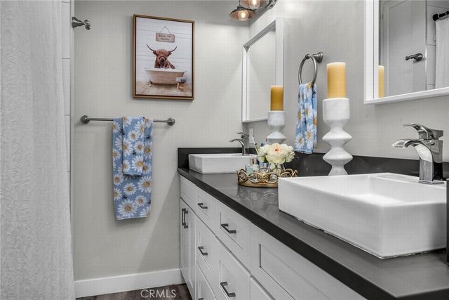 5017 W 123rd PL, Hawthorne, CA 90250