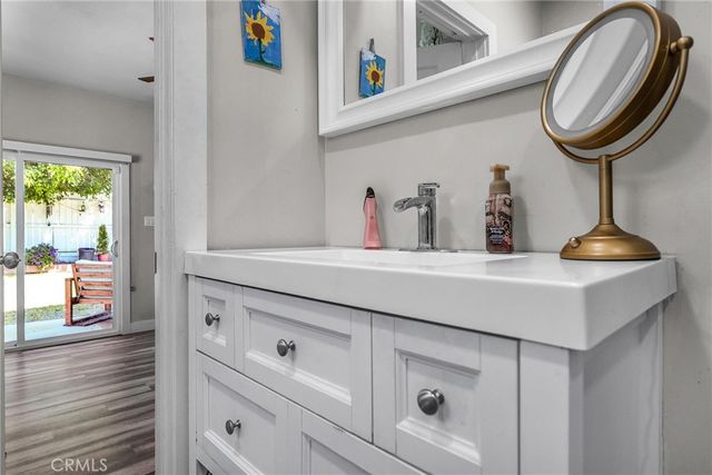 5017 W 123rd PL, Hawthorne, CA 90250