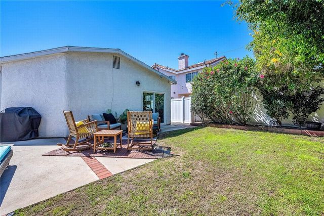 5017 W 123rd PL, Hawthorne, CA 90250