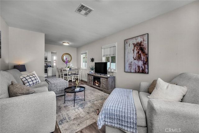 5017 W 123rd PL, Hawthorne, CA 90250