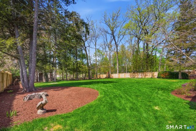 14 Bonnie Drive, Farmington, CT 06032