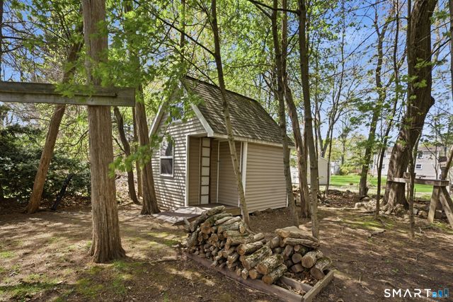 14 Bonnie Drive, Farmington, CT 06032