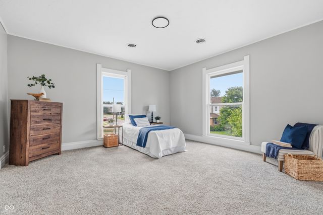 113 E Broadway Street, Alexandria, IN 46001
