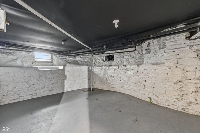 113 E Broadway Street, Alexandria, IN 46001