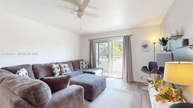 2076 S Ocean Dr 211, Hallandale Beach, FL 33009