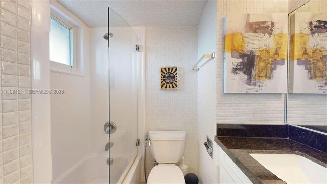 2076 S Ocean Dr 211, Hallandale Beach, FL 33009