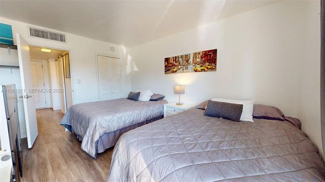 2076 S Ocean Dr 211, Hallandale Beach, FL 33009