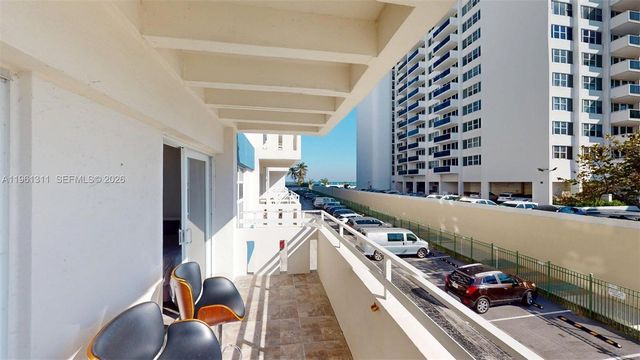 2076 S Ocean Dr 211, Hallandale Beach, FL 33009