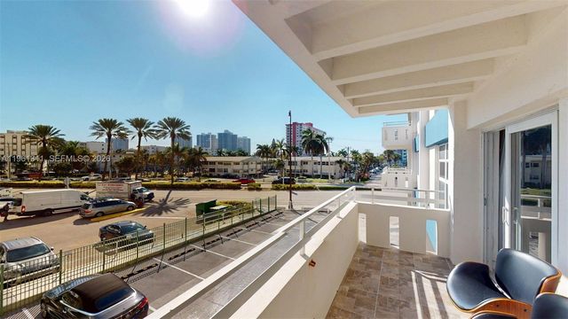 2076 S Ocean Dr 211, Hallandale Beach, FL 33009