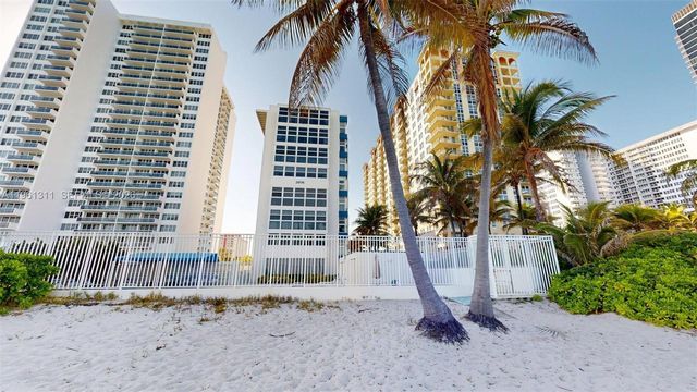 2076 S Ocean Dr 211, Hallandale Beach, FL 33009