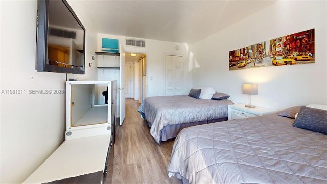 2076 S Ocean Dr 211, Hallandale Beach, FL 33009