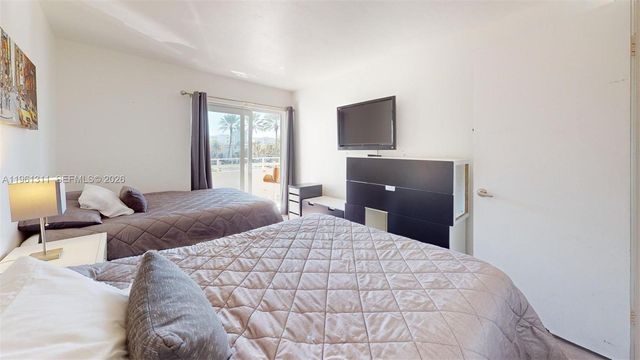 2076 S Ocean Dr 211, Hallandale Beach, FL 33009