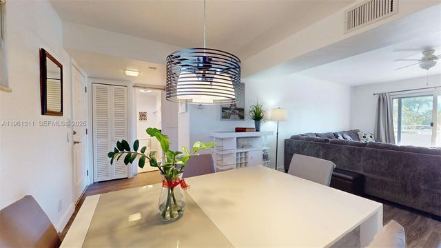 2076 S Ocean Dr 211, Hallandale Beach, FL 33009