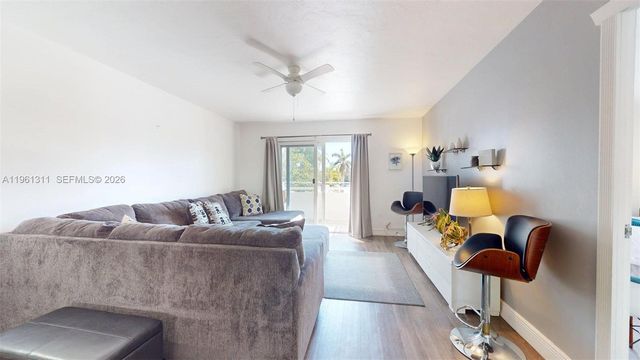 2076 S Ocean Dr 211, Hallandale Beach, FL 33009