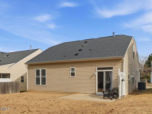 49 Tuscarora Lane, Clayton, NC 27520