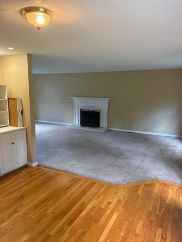 165 Colonial Drive, Paducah, KY 42001