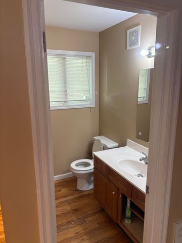 165 Colonial Drive, Paducah, KY 42001