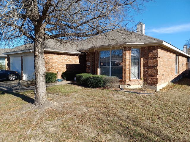 2808 Goldfinch Drive, Mesquite, TX 75181