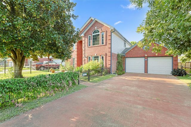 8417 Folkstone Lane, Houston, TX 77075