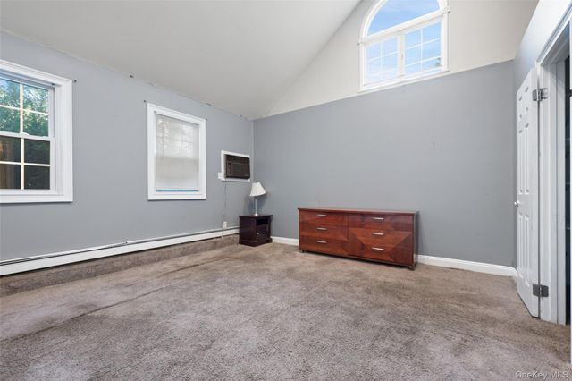 33 Echo Avenue, Miller Place, NY 11764