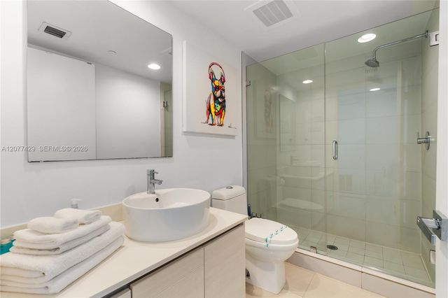 2600 E Hallandale Beach Boulevard T2802, Hallandale Beach, FL 33009