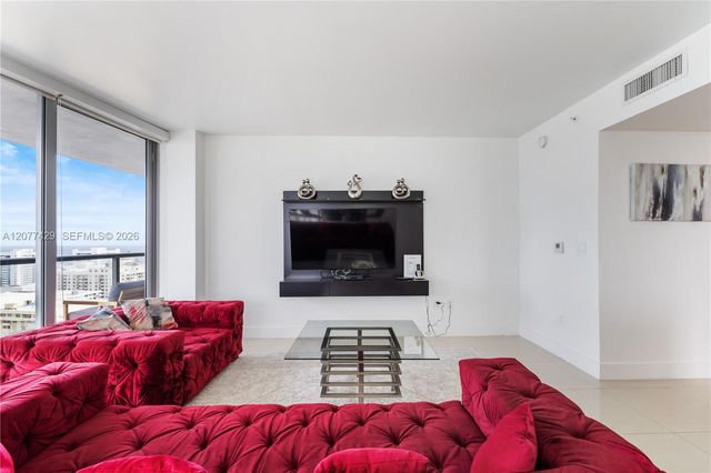 2600 E Hallandale Beach Boulevard T2802, Hallandale Beach, FL 33009