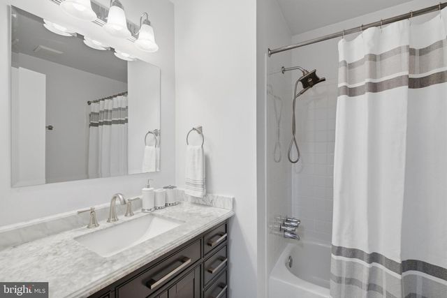 9664 MASTERWORKS DR, Vienna, VA 22181