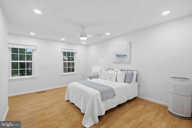 9664 MASTERWORKS DR, Vienna, VA 22181
