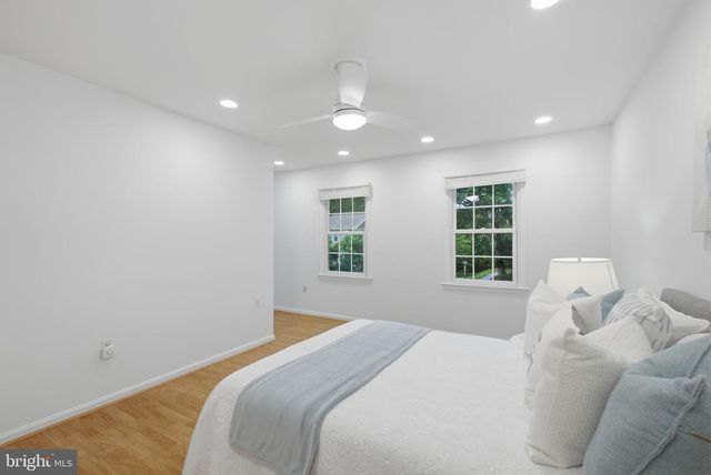 9664 MASTERWORKS DR, Vienna, VA 22181