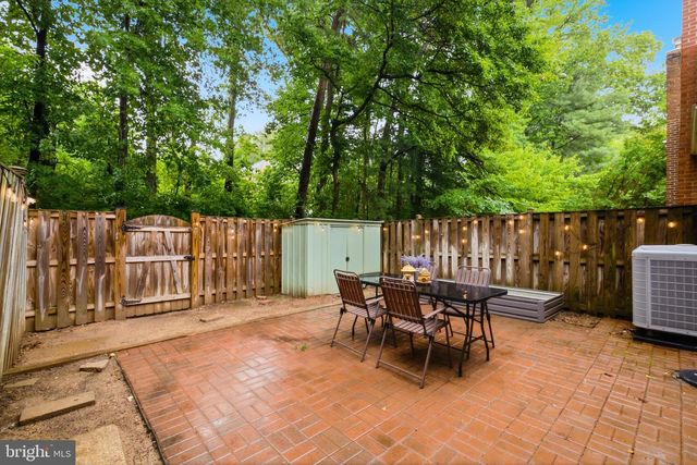 9664 MASTERWORKS DR, Vienna, VA 22181