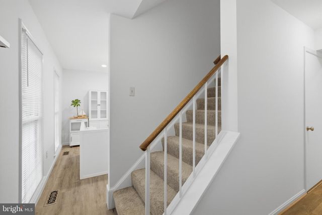 9664 MASTERWORKS DR, Vienna, VA 22181