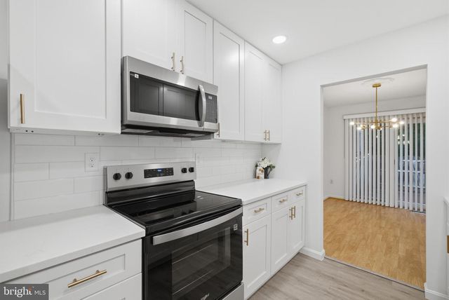 9664 MASTERWORKS DR, Vienna, VA 22181
