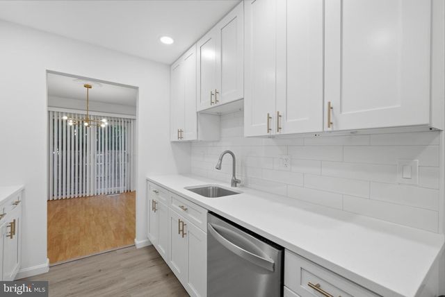 9664 MASTERWORKS DR, Vienna, VA 22181