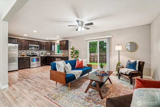 741 NE Larson Boulevard, Belfair, WA 98528