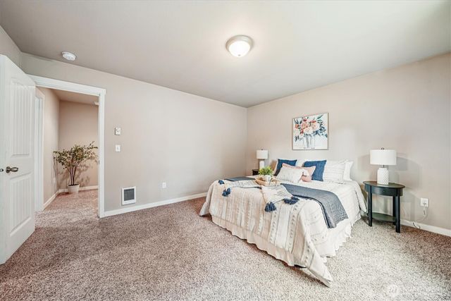 741 NE Larson Boulevard, Belfair, WA 98528