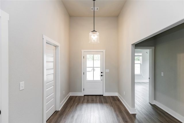 2107 N Chanae Street, Siloam Springs, AR 72761