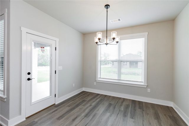 2107 N Chanae Street, Siloam Springs, AR 72761