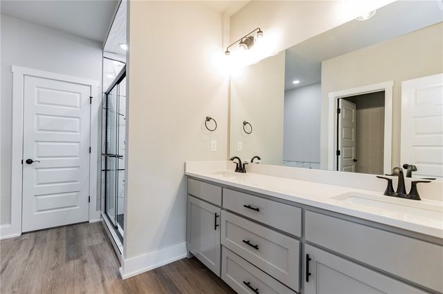 2107 N Chanae Street, Siloam Springs, AR 72761