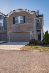 2007 Chaucer Ct, Lebanon, TN 37087