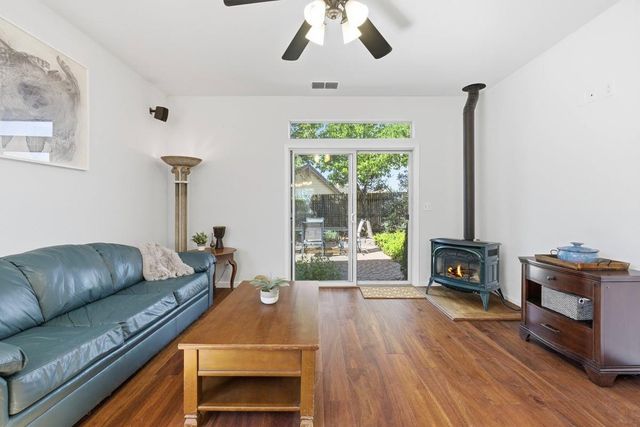 7920 Kelvedon Way, Sacramento, CA 95829