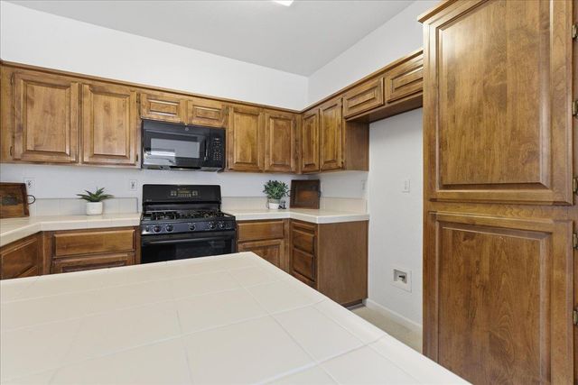 7920 Kelvedon Way, Sacramento, CA 95829