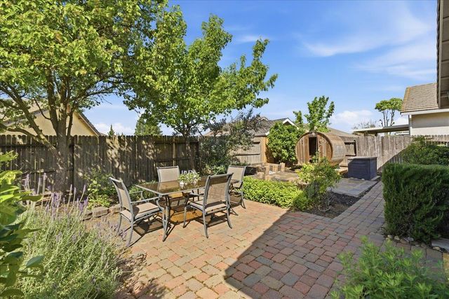 7920 Kelvedon Way, Sacramento, CA 95829