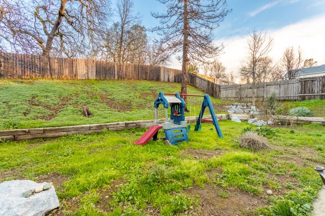 3257 Sioux Drive, Shasta Lake, CA 96019