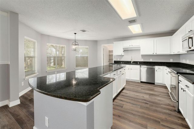 1909 Marysol TRL, Cedar Park, TX 78613